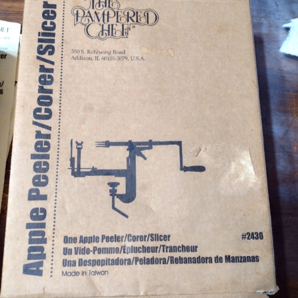 Pampered chef Apple peeler/corner/slicer